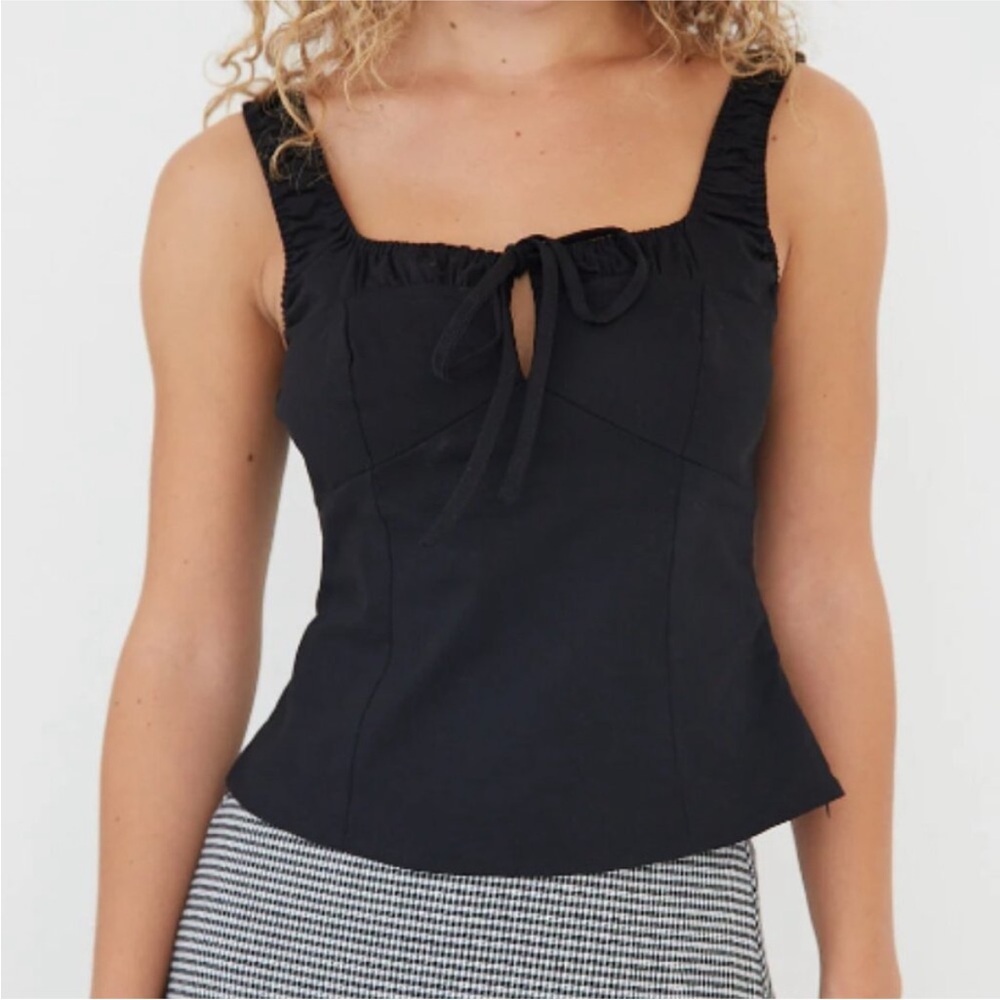 Lisa Says Gah Kira Black Tank Top